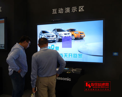 松下数字标牌解决方案闪耀标牌展，引领信息发布新潮流